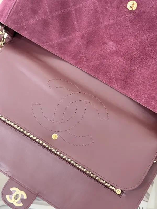 Chanel Сумка замшева CF Maxi 38 см в кольорі бургунди — Фото 5