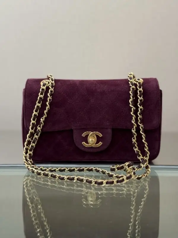 Chanel — Сумка замшева CF Mini 20 см в кольорі бургунди