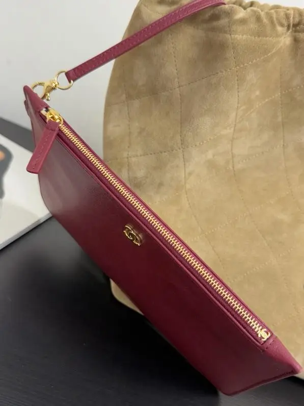 Chanel A bag тоут 26B Double C suede 21 cm — Photo 3