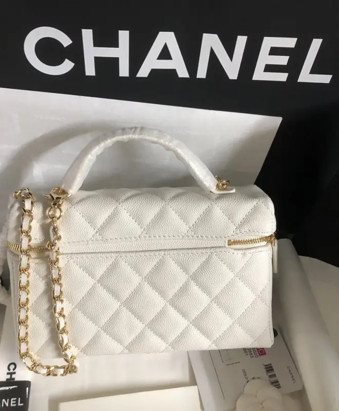 Chanel A bag Vanity 19 cm leather — Photo 2