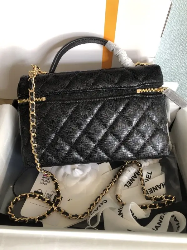 Chanel Сумка Vanity 19 см шкіряна — Фото 2
