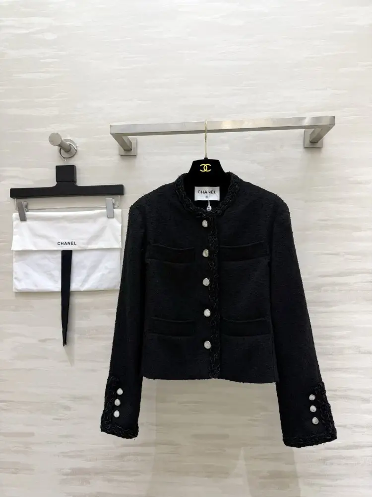 Chanel — A jacket female