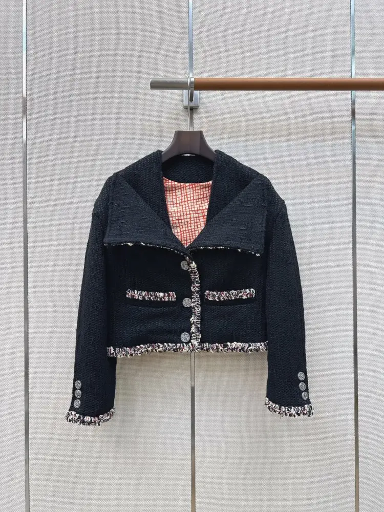 Chanel A jacket female — Photo 2