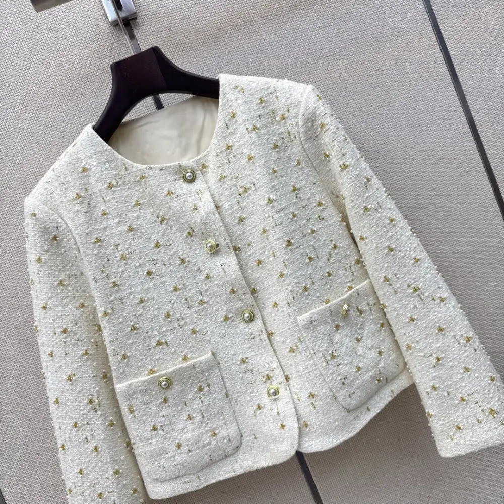 Chanel A jacket female — Photo 2