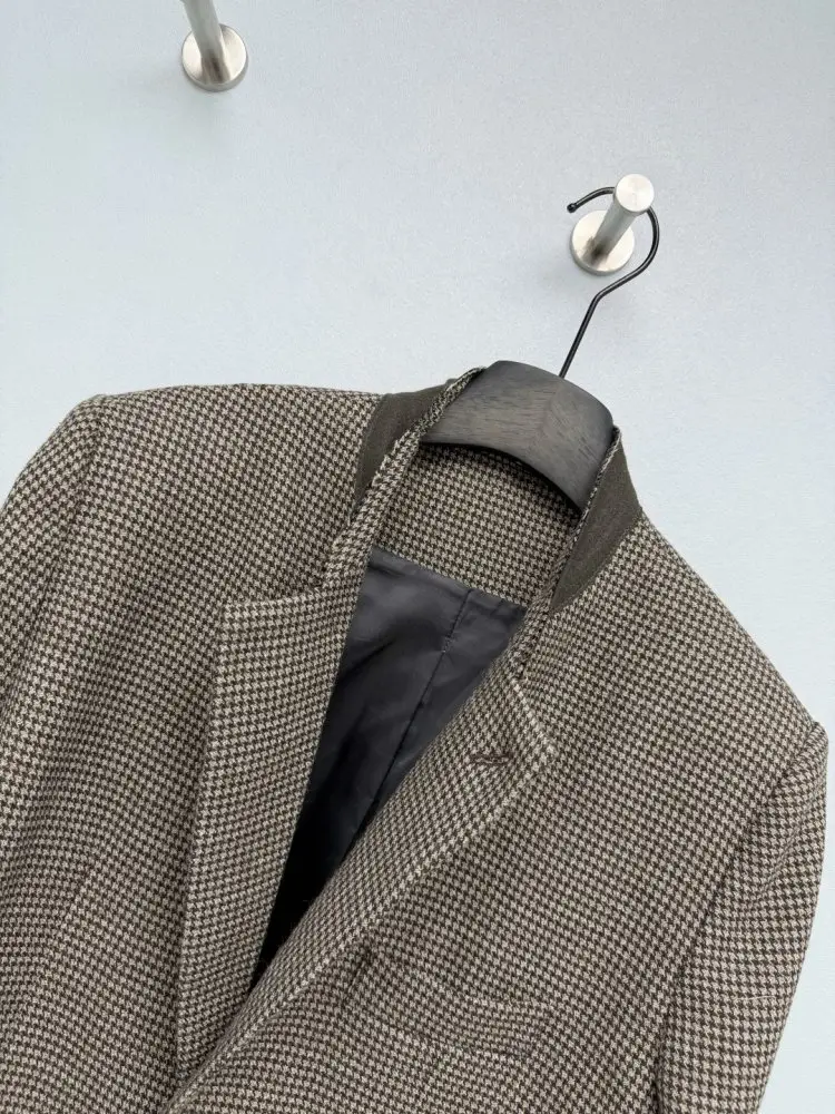 Chanel A jacket female — Photo 3