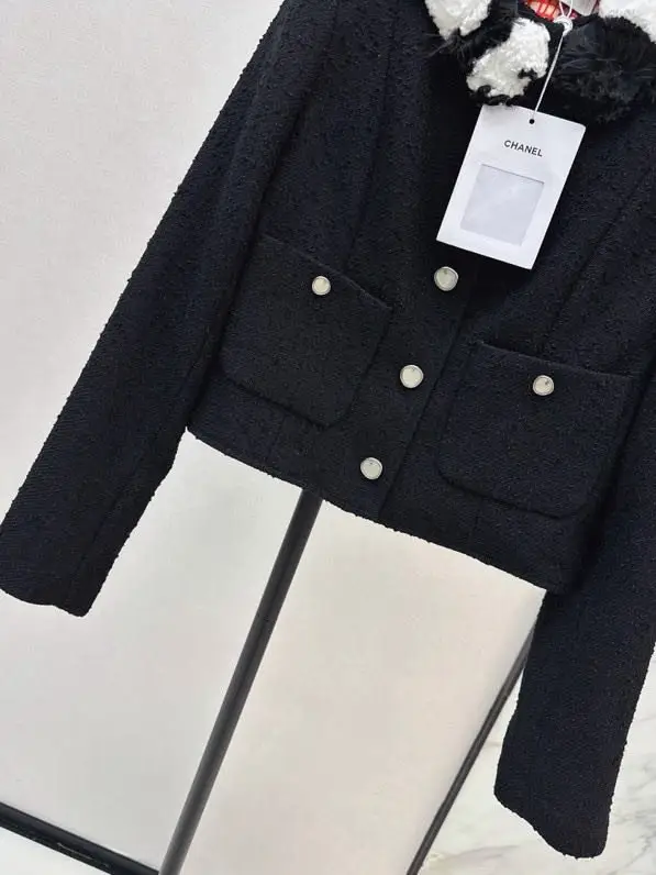 Chanel A jacket female — Photo 3
