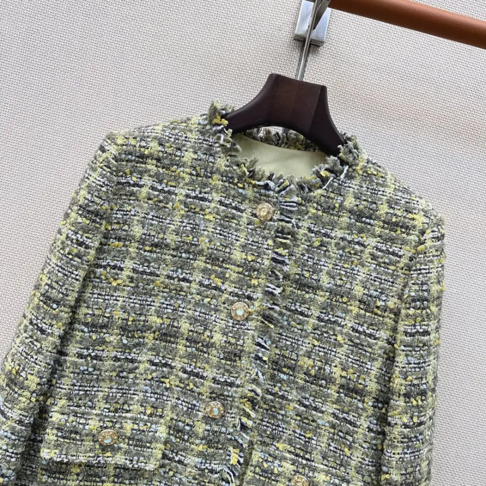 Chanel A jacket female — Photo 3