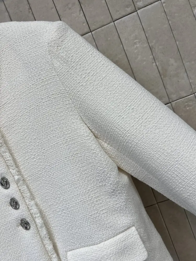 Chanel A jacket female — Photo 4