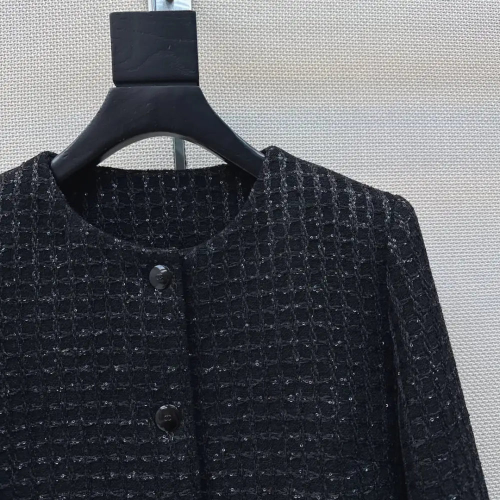 Chanel A jacket female — Photo 4