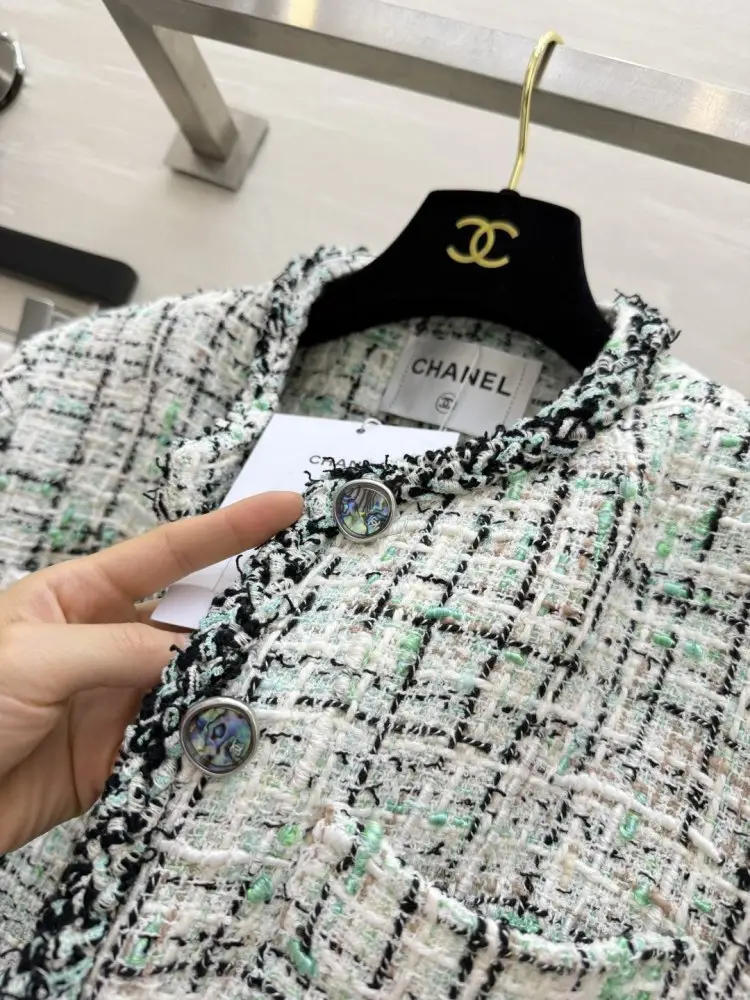 Chanel Піджак твідовий жіночий — Фото 4