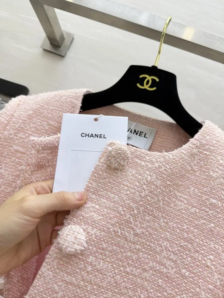 Chanel A jacket tweed female — Photo 5