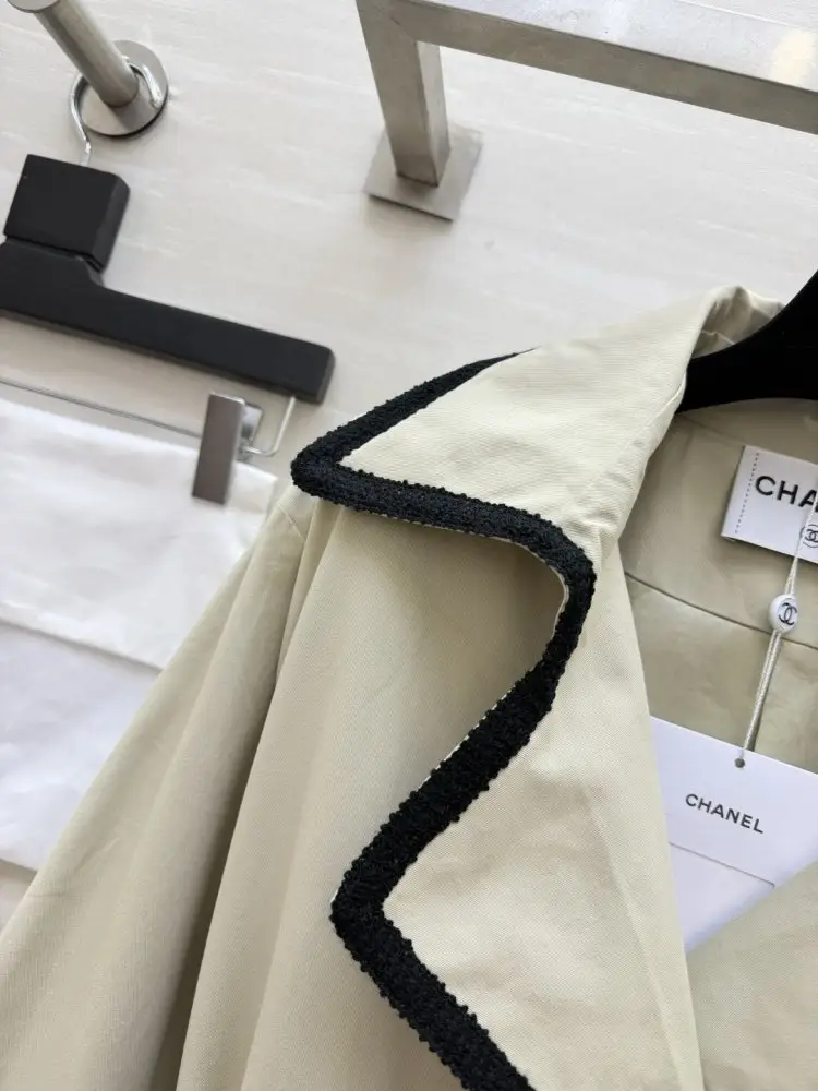 Chanel Короткий тренч-пальто — Фото 2