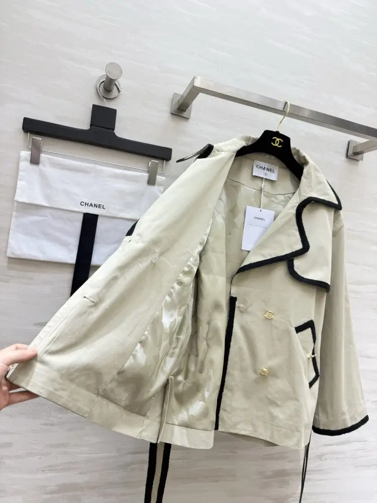 Chanel Короткий тренч-пальто — Фото 3