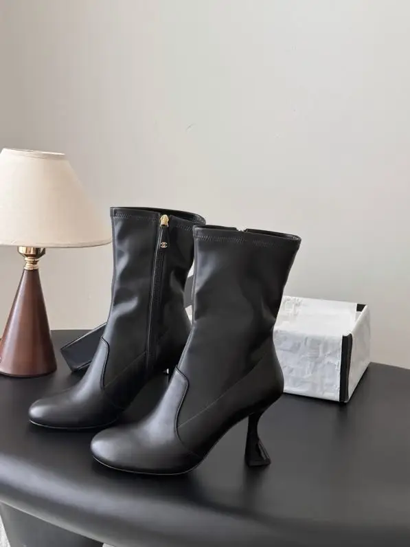 Chanel Ankle boots 26B Métiers d'Art Collection — Photo 2