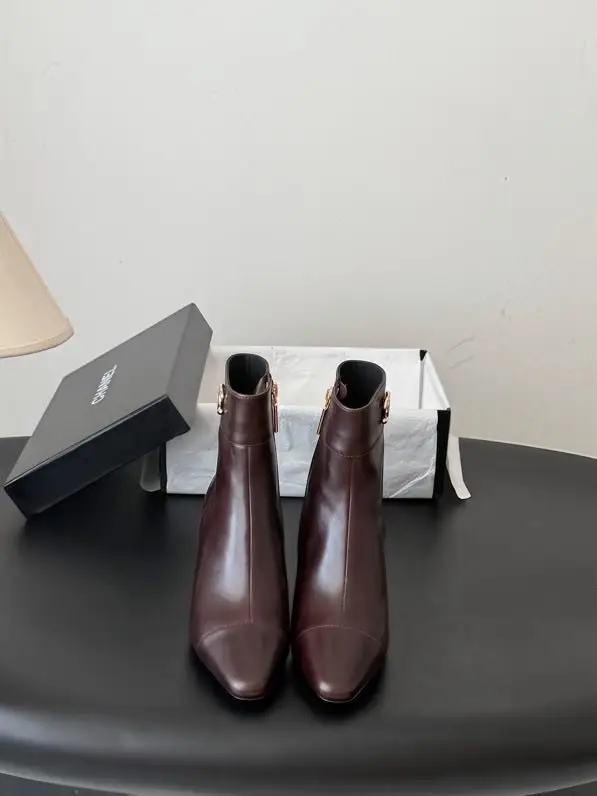 Chanel Ankle boots 26B Métiers d'Art Collection — Photo 2