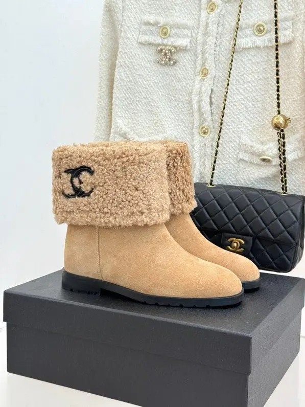 Chanel — Ботильйони хутряні зимові жіночі