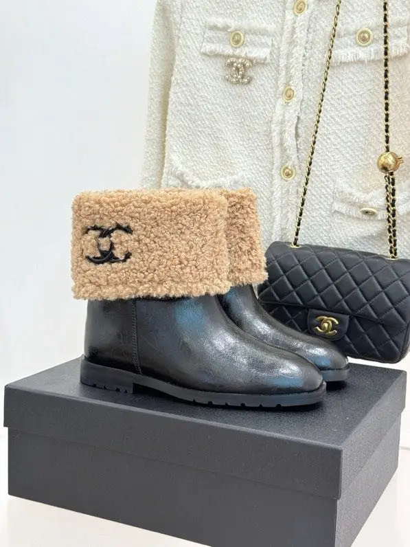 Chanel — Ботильйони хутряні зимові жіночі