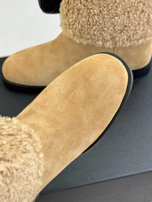 Chanel Ботильйони хутряні зимові жіночі — Фото 5