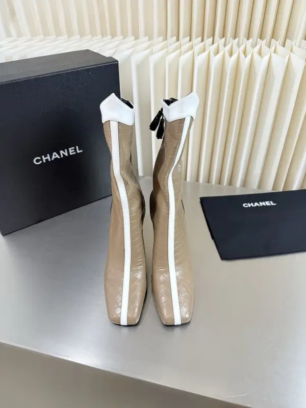 Chanel Ankle boots leather women's — Photo 1