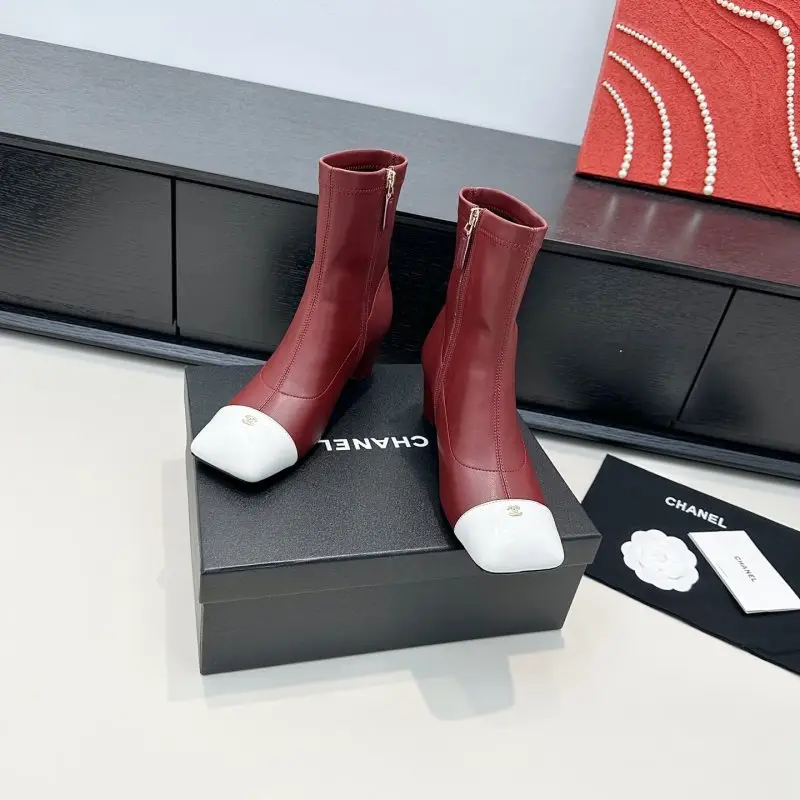 Chanel Ankle boots leather women's — Photo 2