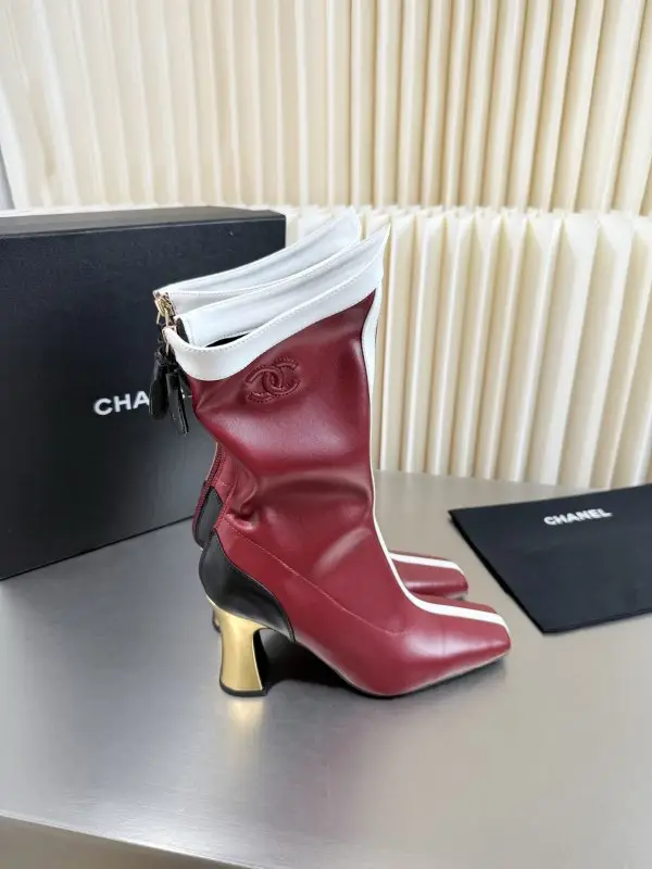 Chanel Ankle boots leather women's — Photo 2