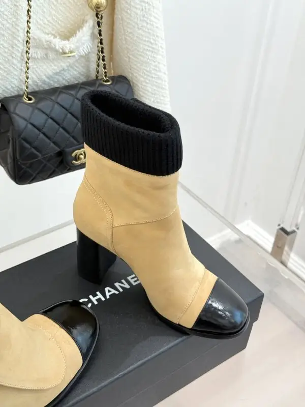 Chanel Ботильоны кожаные женские — Фото 3