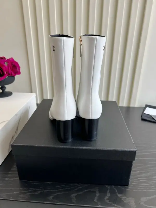 Chanel Ankle boots leather women's — Photo 4