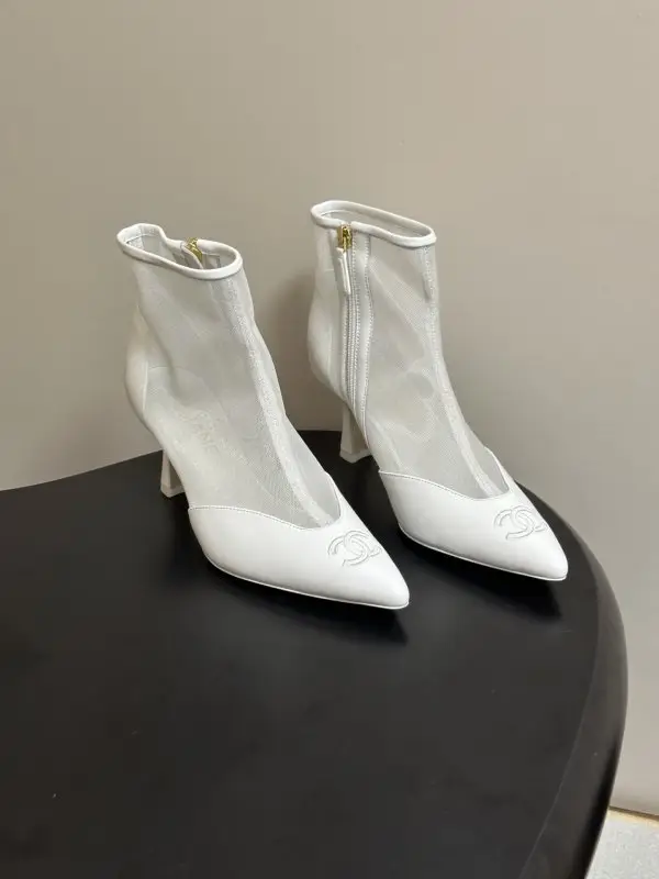 Chanel — Ankle boots on heel
