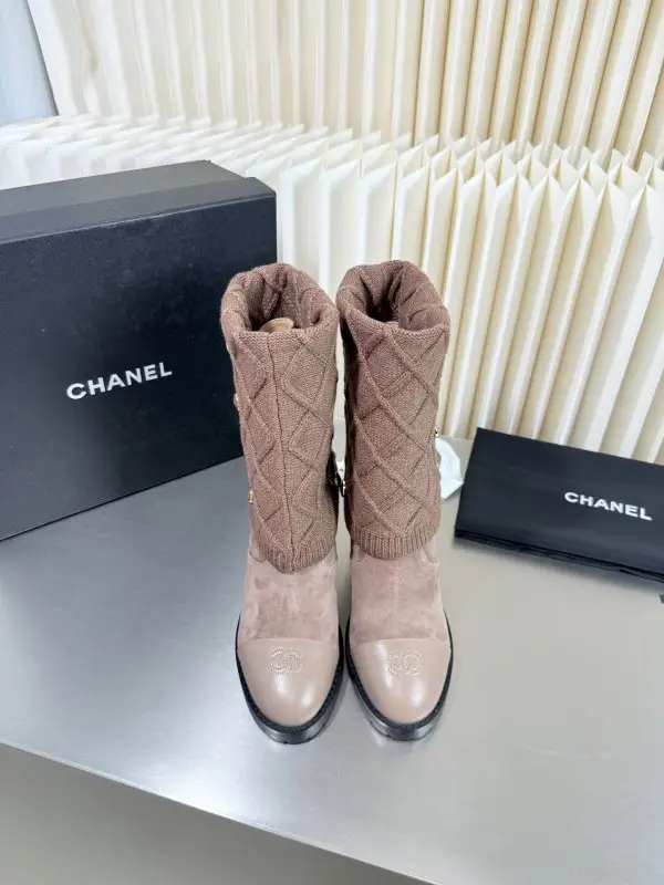 Chanel Ботильйони зі знімним в'язаним носком — Фото 2