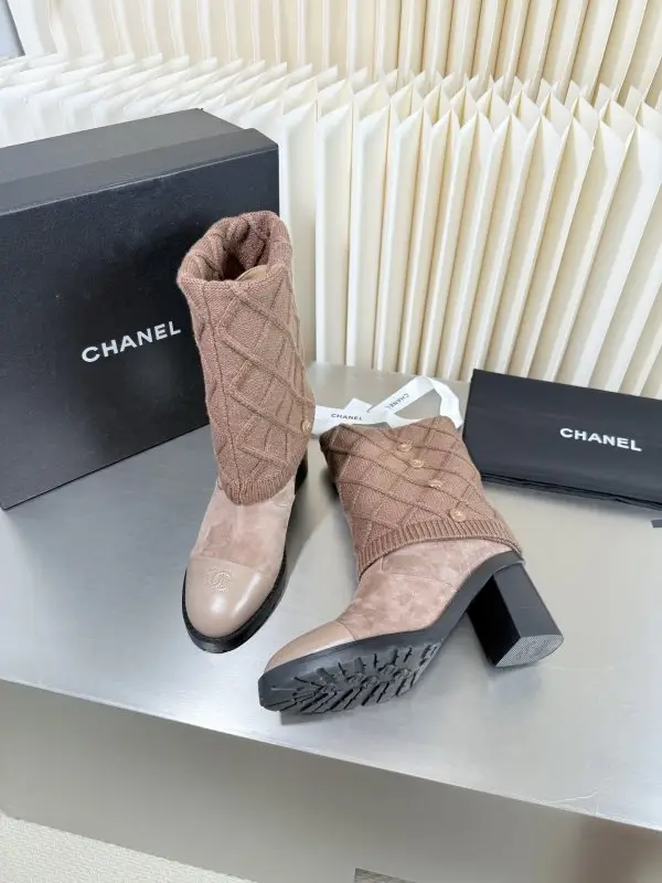 Chanel Ботильйони зі знімним в'язаним носком — Фото 3
