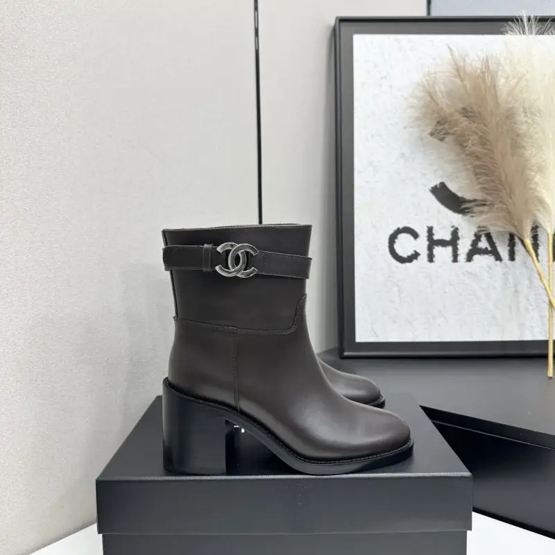 Chanel — Ботильйони