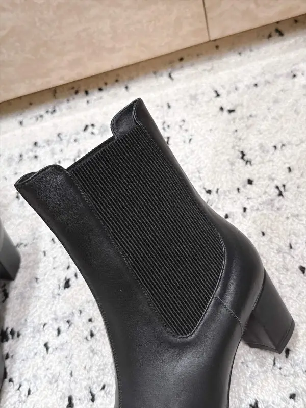 Chanel Ankle boots — Photo 4