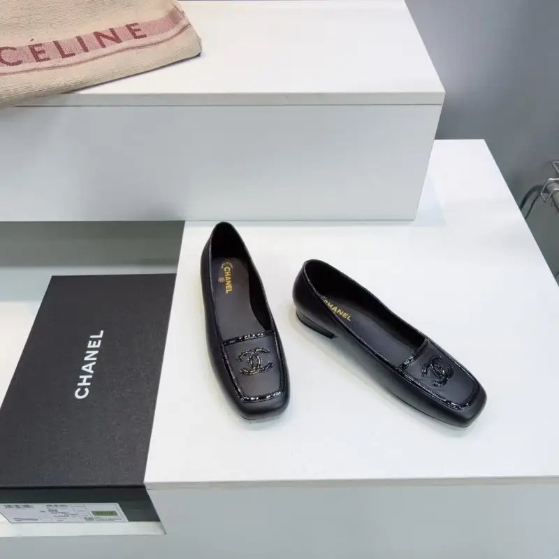Chanel Балетки с квадратным носком — Фото 3
