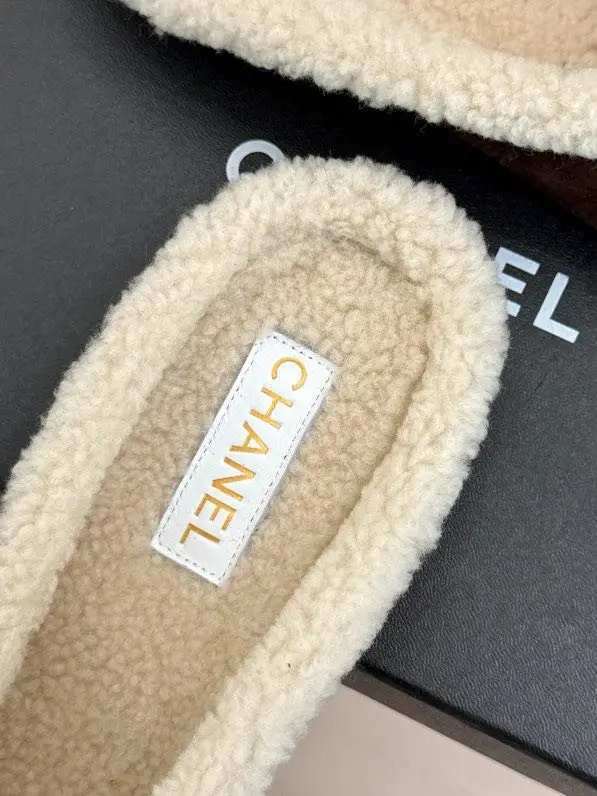 Chanel Балетки на меху женские — Фото 4