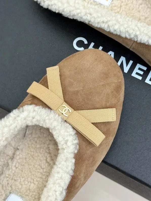 Chanel Балетки на хутрі жіночі — Фото 4