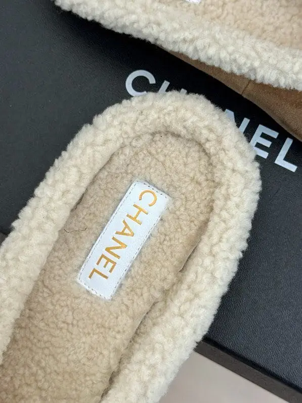 Chanel Балетки на хутрі жіночі — Фото 5