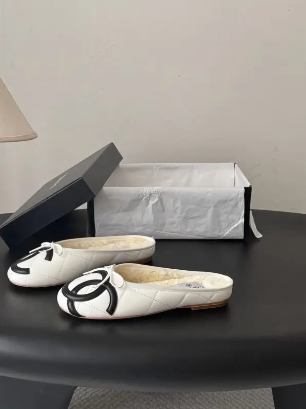Chanel Балетки зимові Vintage Cambon Series — Фото 3