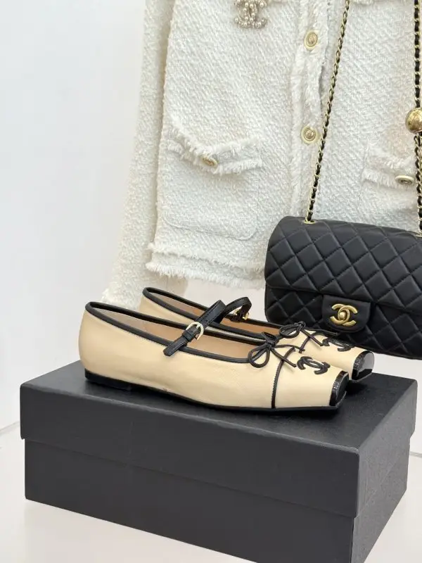 Chanel — Балетки жіночі