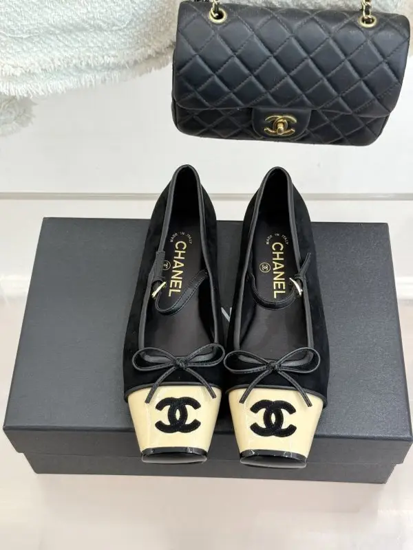 Chanel Балетки женские — Фото 4