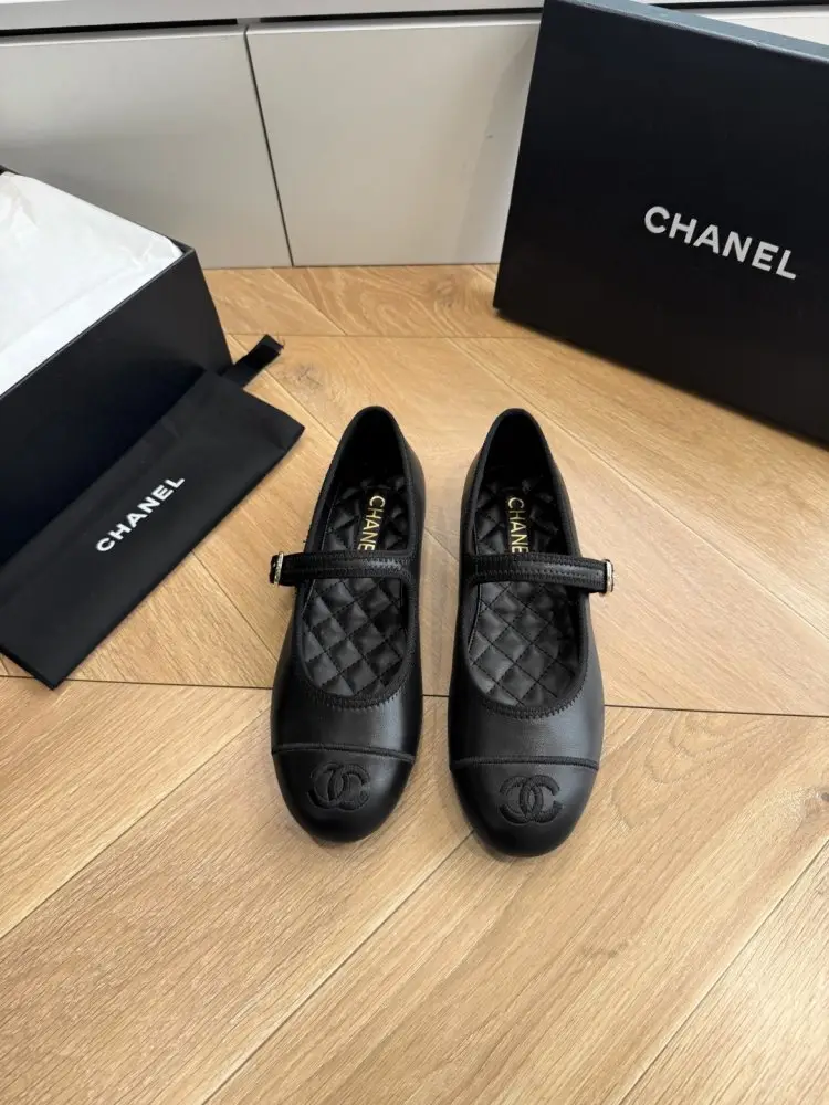 Chanel — Балетки