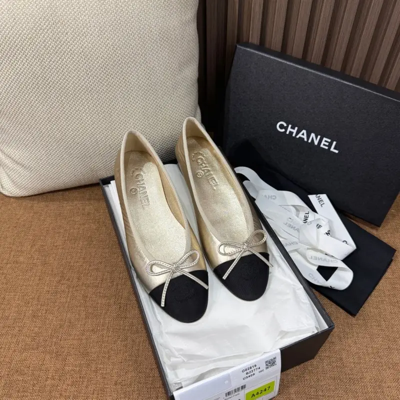 Chanel — Балетки