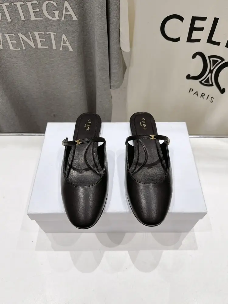 Chanel — Ballet shoes