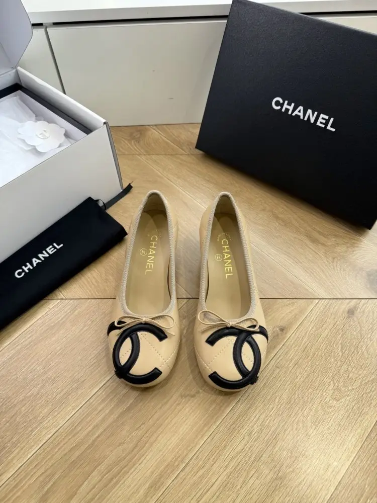 Chanel — Балетки
