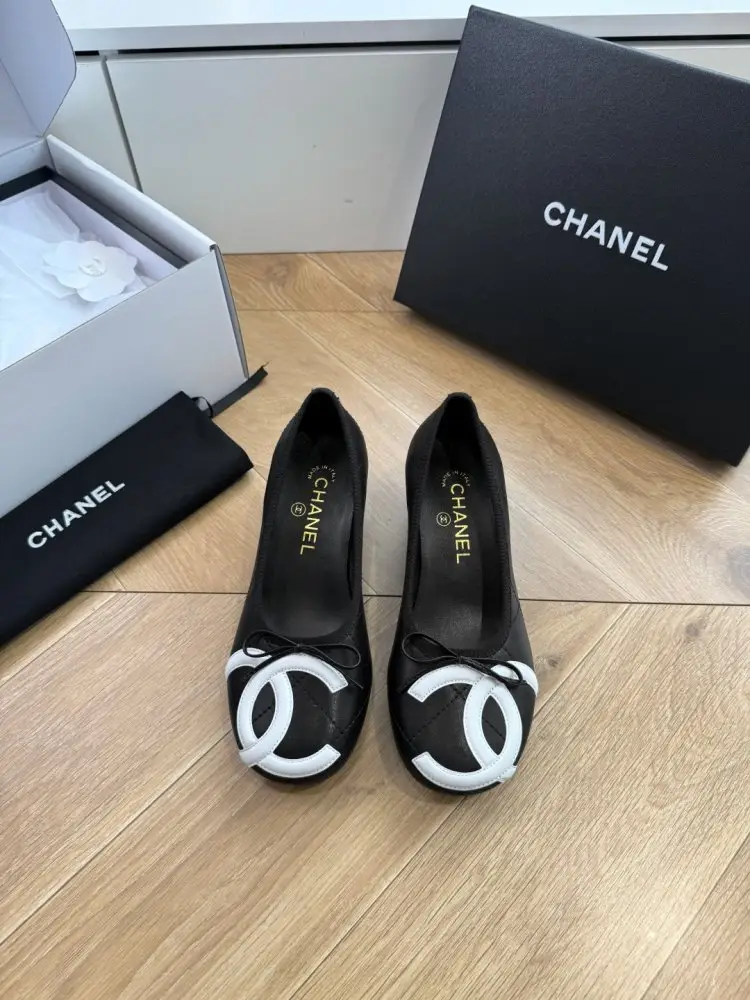Chanel — Ballet shoes