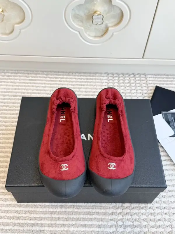 Chanel — Балетки