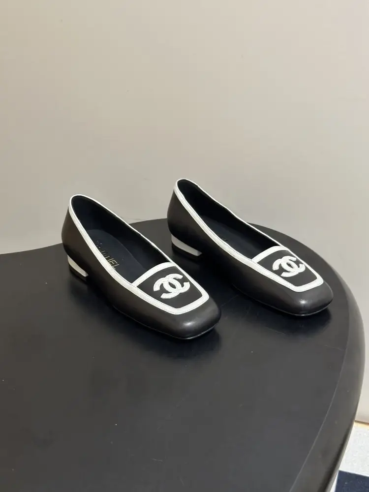 Chanel — Балетки