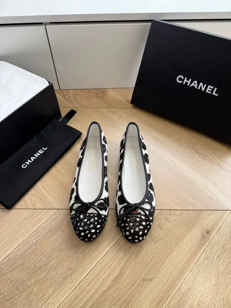 Chanel — Балетки