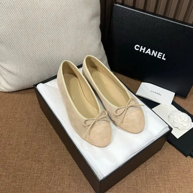 Chanel — Балетки