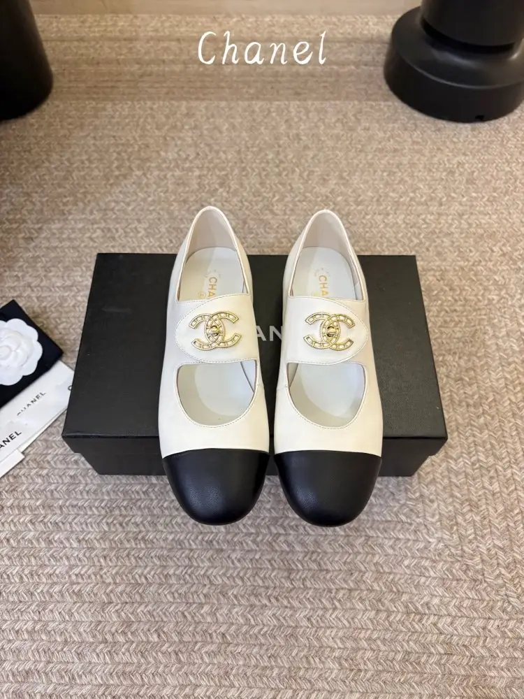 Chanel — Балетки