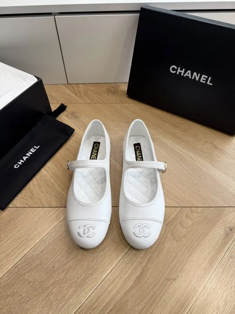 Chanel — Балетки